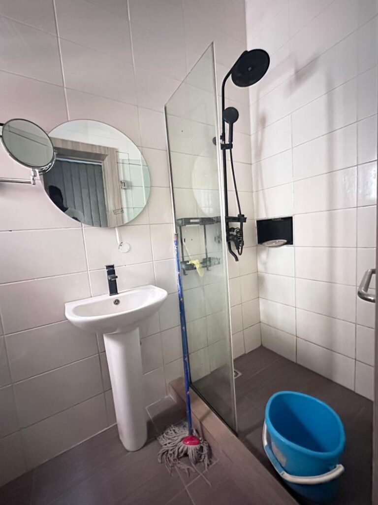 000c0ffd-bb88-484d-aaf8-494ff07e83e9