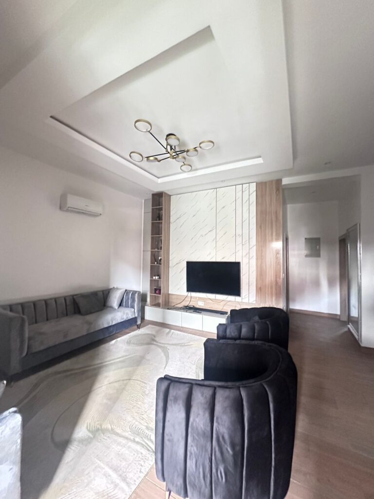 3c5b8bbb-6095-4cfa-b5e7-60a8524c7e93