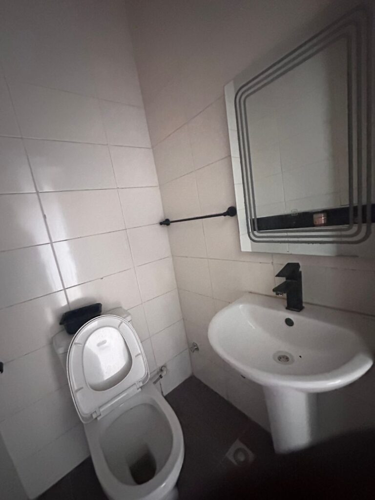 611598ef-4dae-4aa3-8d94-170749e1cf6f