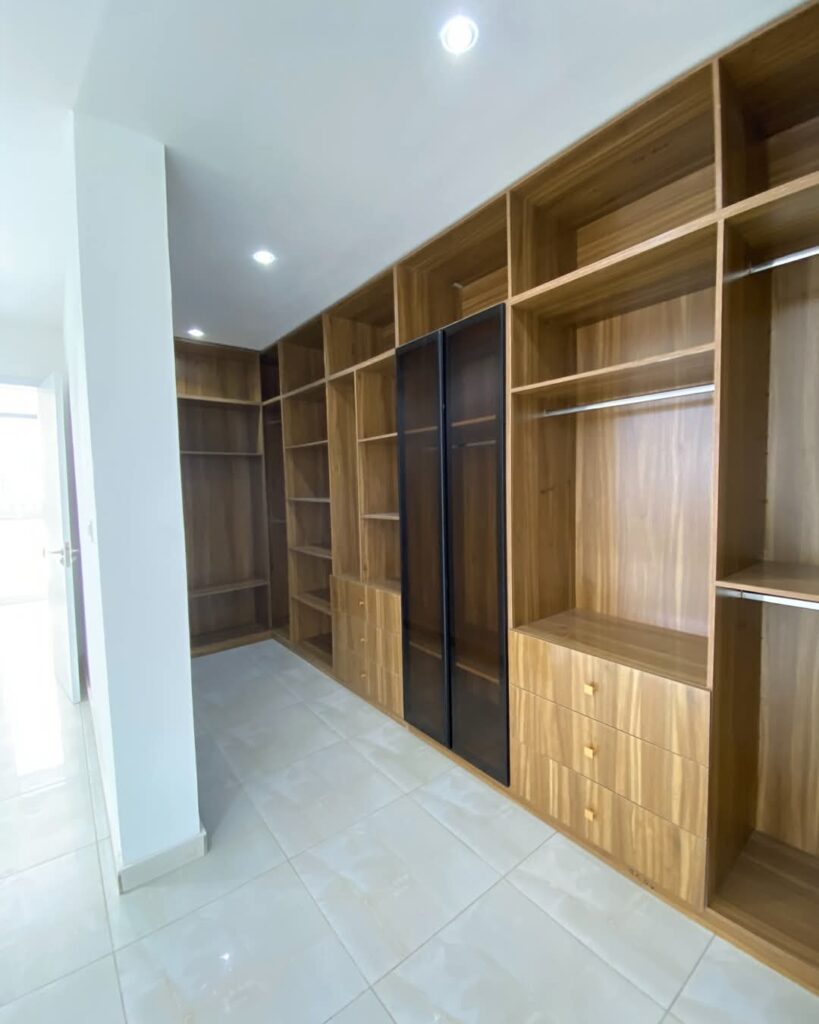 ac610602-00fe-464c-bade-a3375b30e490