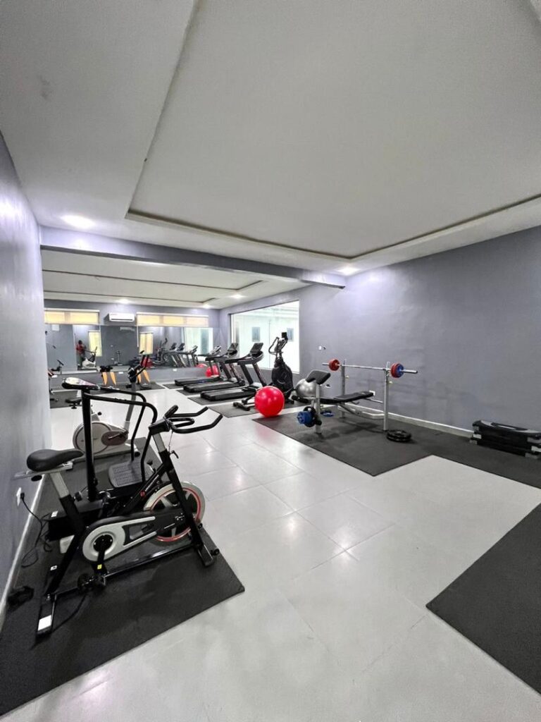 b4ecbb16-4b1f-4be0-93ab-9275d44c1d3b