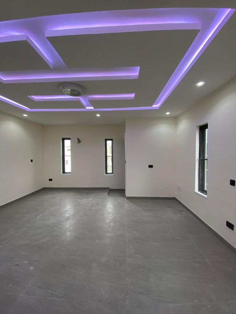 ef989927-406f-4e29-8475-d4478eff1679